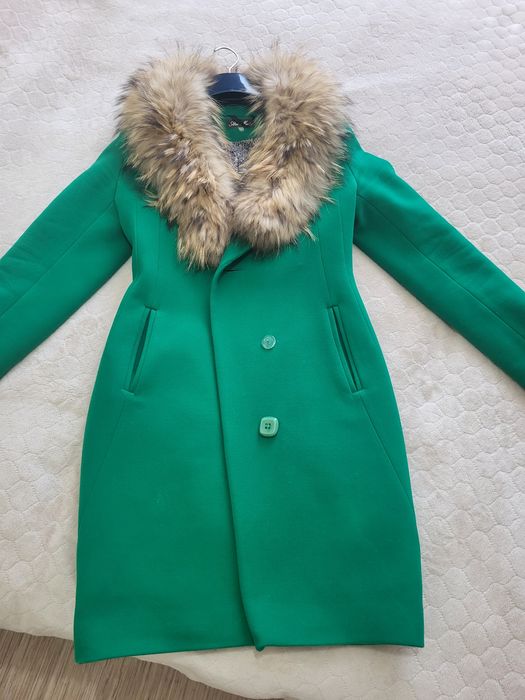 Зимнее женское пальто