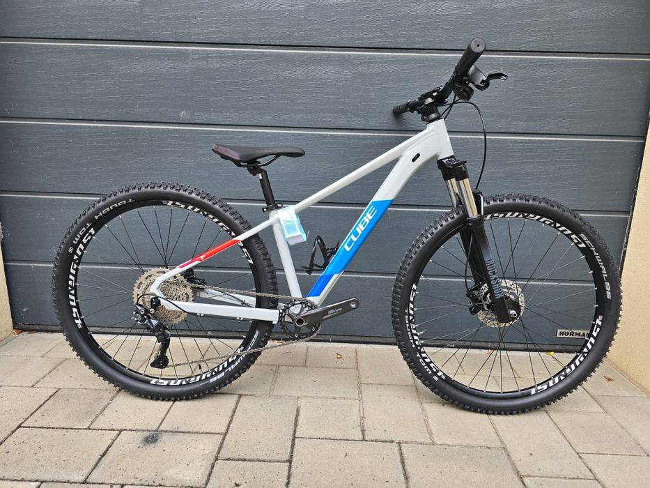 Bicicleta Cube nouă 27.5