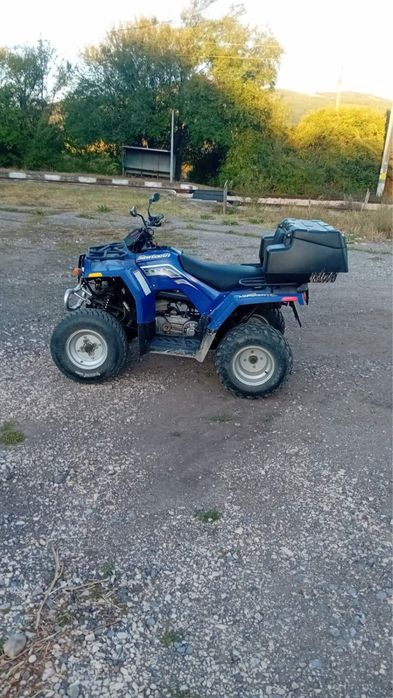 Продавам АТВ Polaris