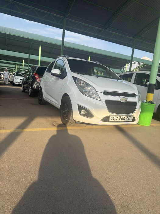 Продаётся свой спарк в отличном состоянии