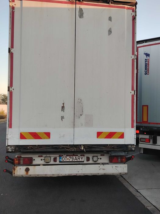 Ansamblu camion