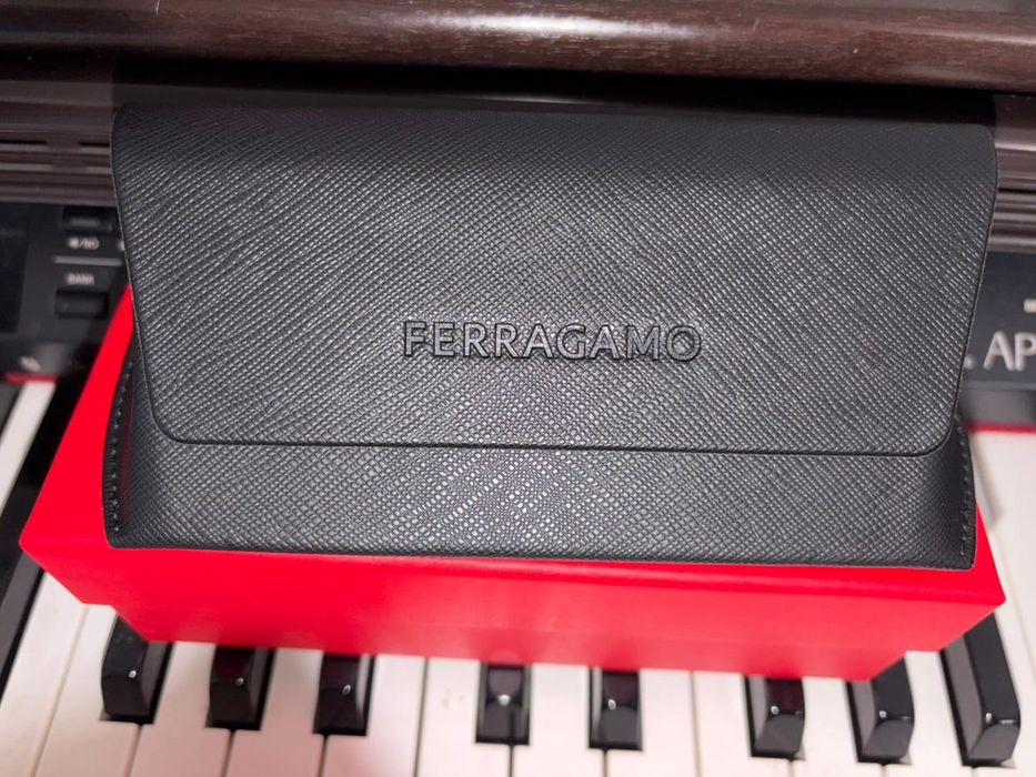 Очки женские Ferragamo