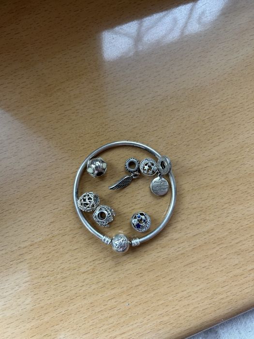 Браслет Pandora с шармами