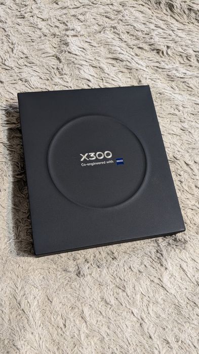 Vivo X300 НОВЫЙ,  512 / 16