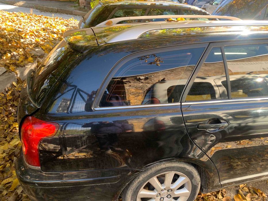 На Части Toyota Avensis T25 2.0 D4D 116к.с 2005г