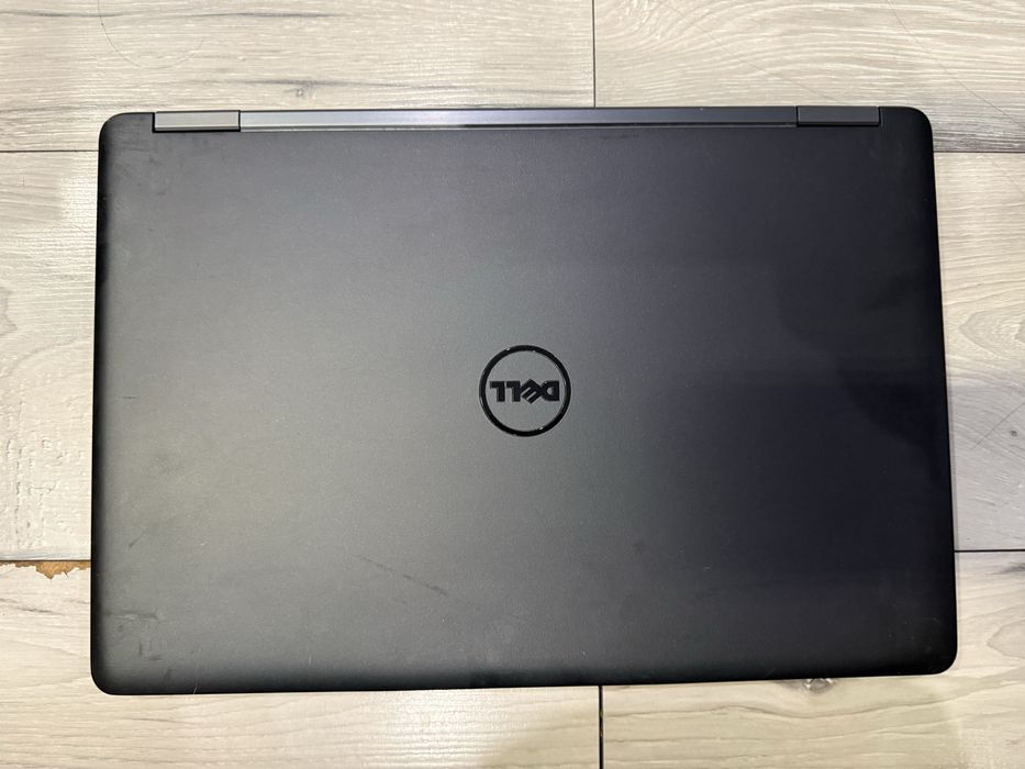 Dell Latitude E5550-i5 5300u/8гб/250гб ссд/Подсветка