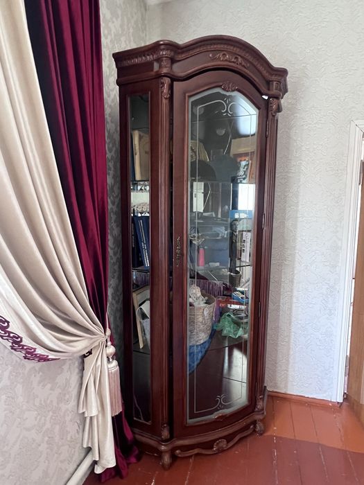 Углавой шкаф  качественный