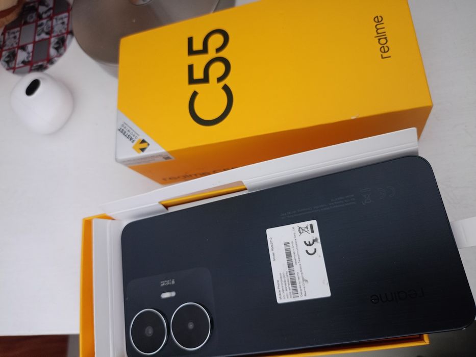 Vând telefon Realme C 55, 8+8 GB RAM,256GB memorie internă,nou la cuti