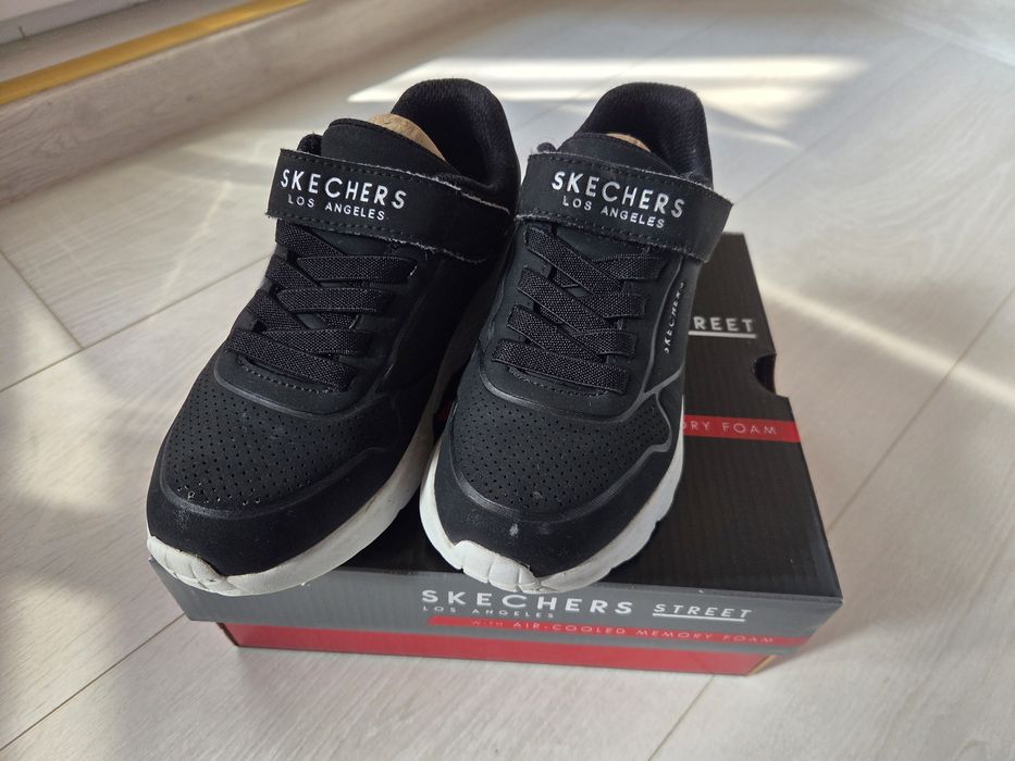 Маратонки Skechers
