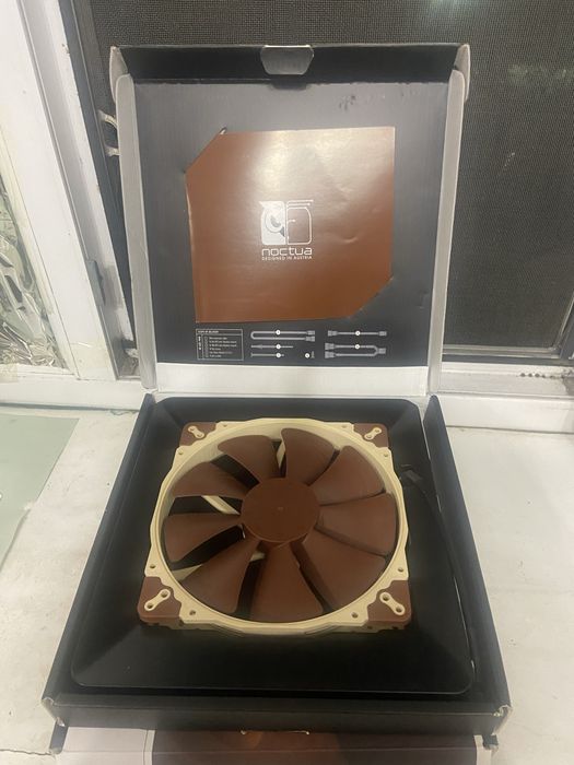 Продам кулера Noctua 200 mm 2шт