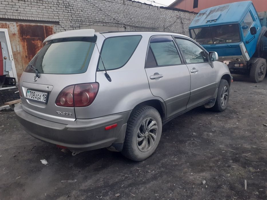 Продам лексус рх