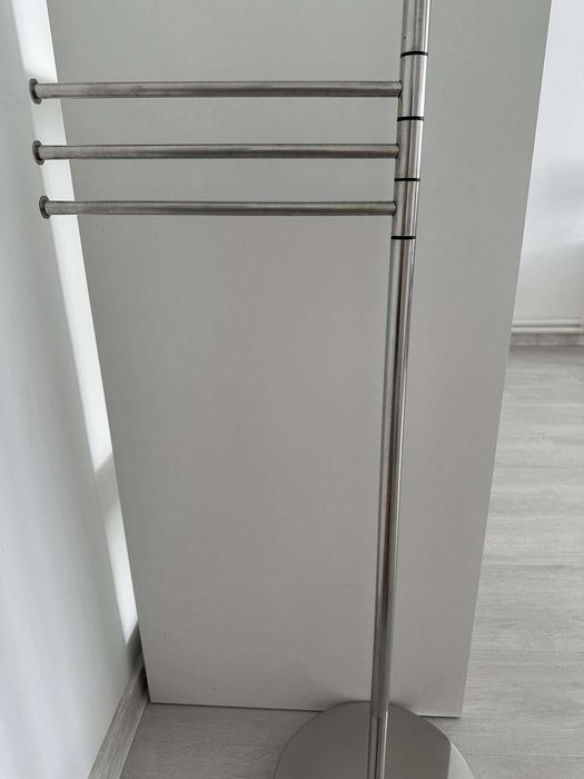 Suport pentru prosop baie