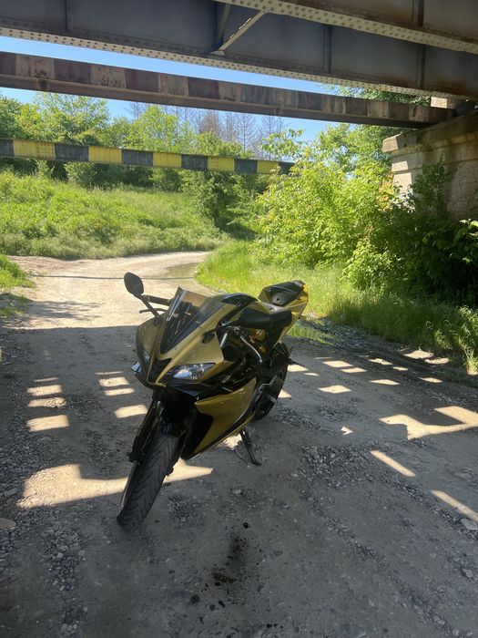 Vand Yamaha YZF-R125