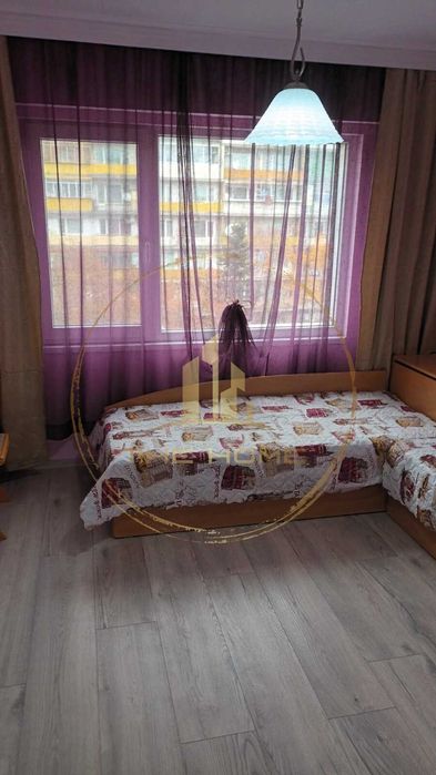 Дава се под наем Тристаен апартамент в Варна, Цветен квартал - 90 кв.м за 500 € - Снимка #9