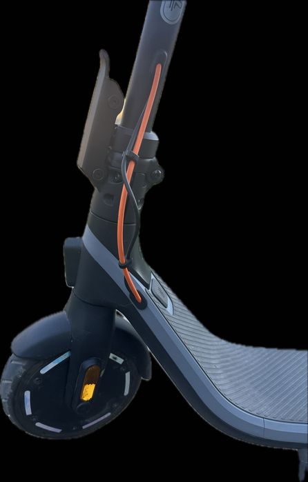 Trotinetă electrică Ninebot