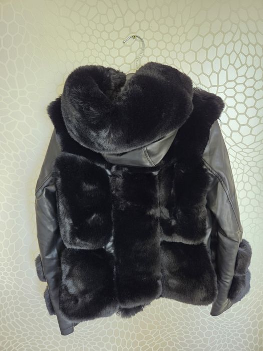 Дамско зимно палто с косъм