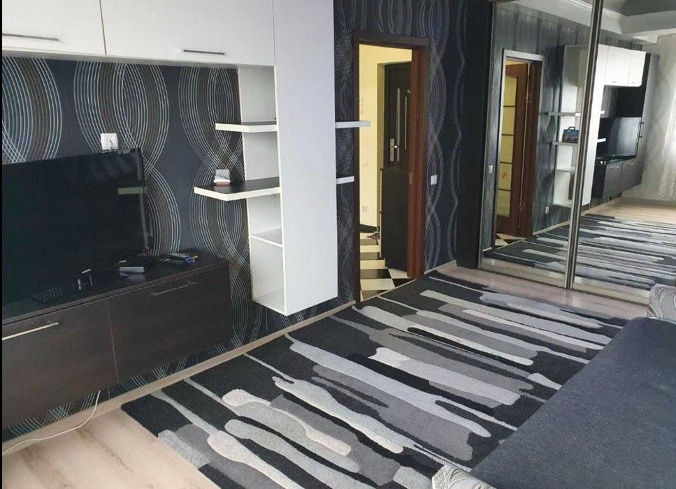 Дава се под наем Едностаен апартамент в Пловдив, Кючук Париж - 42 кв.м за 178.5 € - Снимка #2