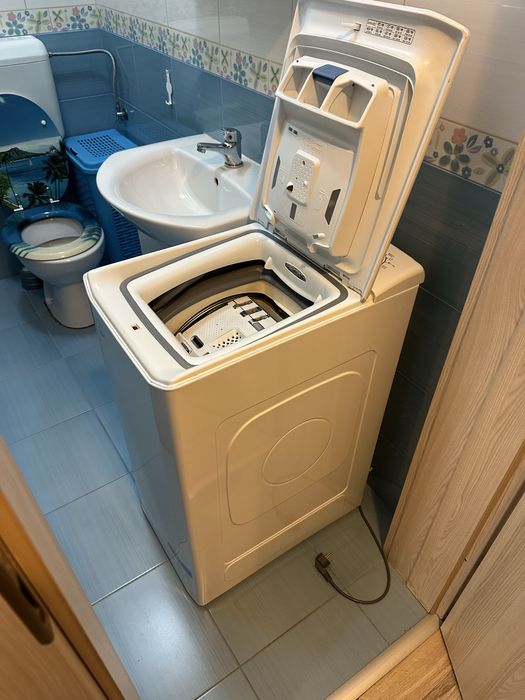 Masina spalat Candy Smart cu incarcare verticala