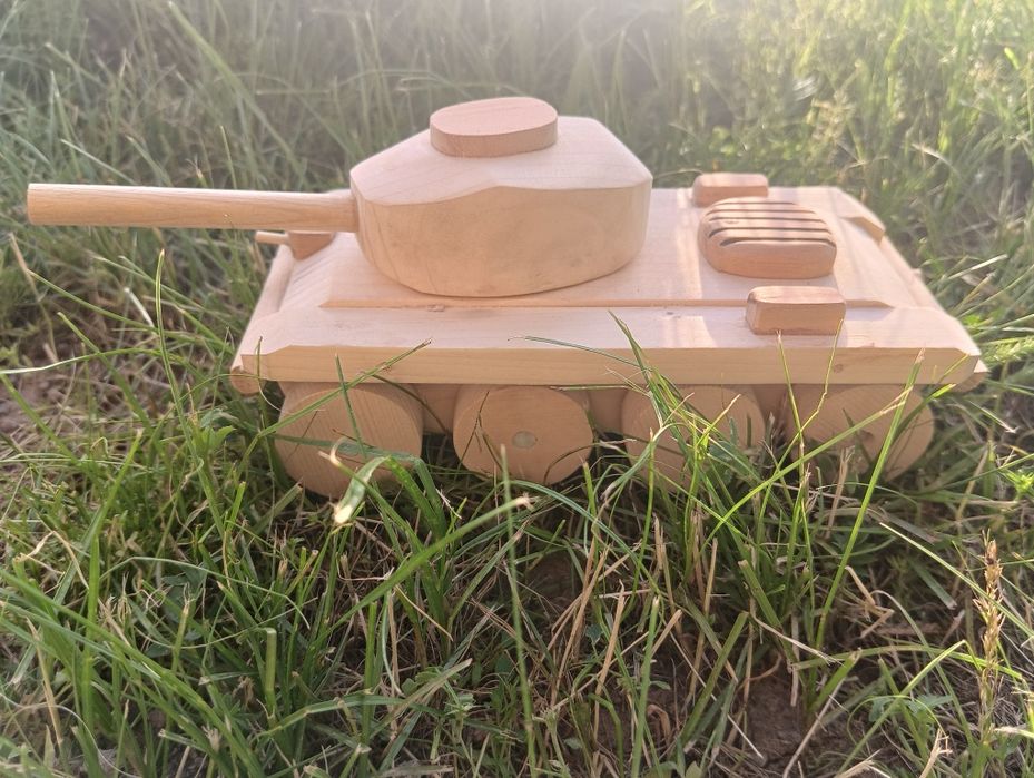 Деревянные игрушки ручной работы