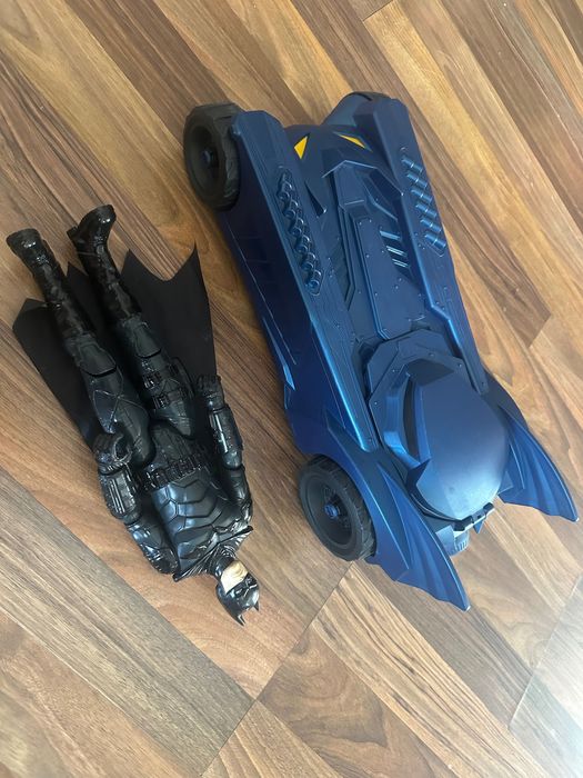 Батмобил и фигура Батман 30см Batman & Batmobile