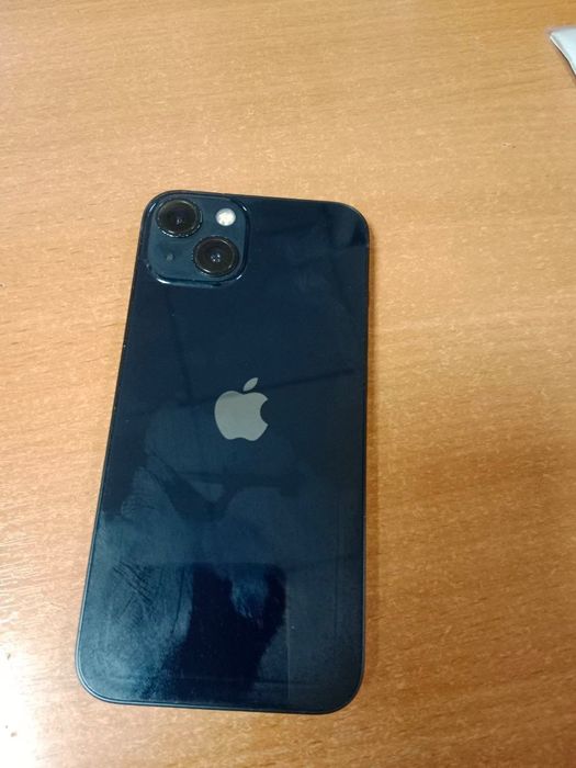Продам айфон 13 акб 100%