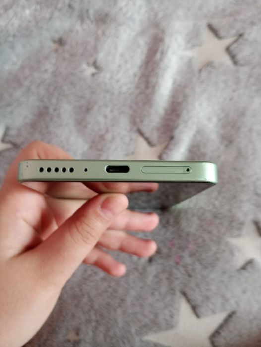 Продам телефон Redmi note 13