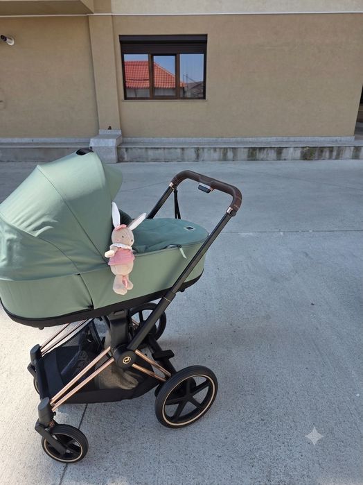 Cărucior Cybex e-Priam 4 în 1  Green Leaf – Stare Excelentă / Ca Nou