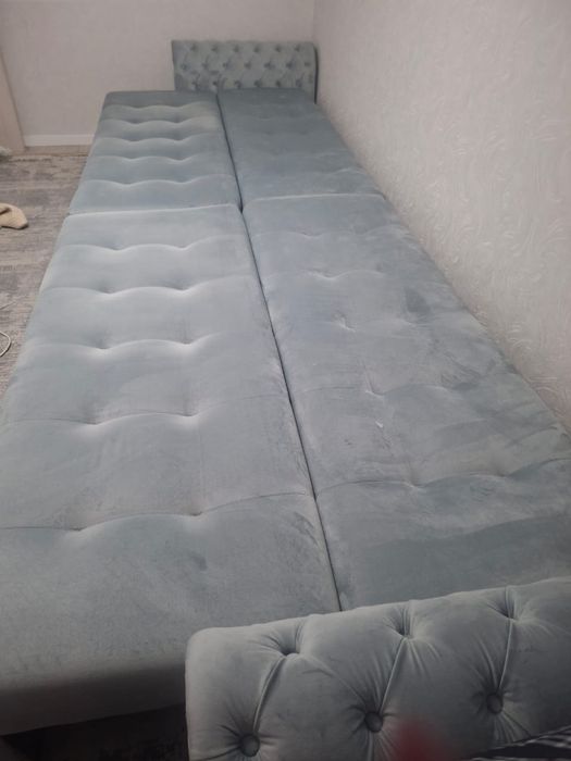 Продам Диван в отличном состоянии производсво Россия