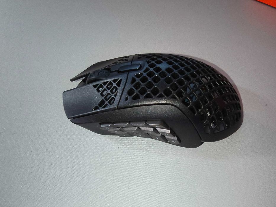 мишка Steelseries AEROX 9