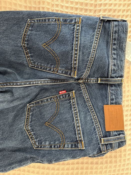 Продаю джинсы Levi’s (оригинал).