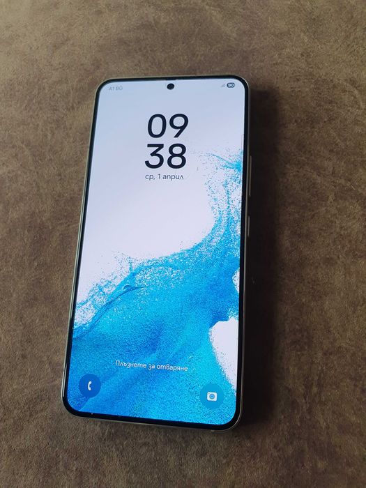 Samsung Galaxy S22 (256GB)5G (отлично състояние)