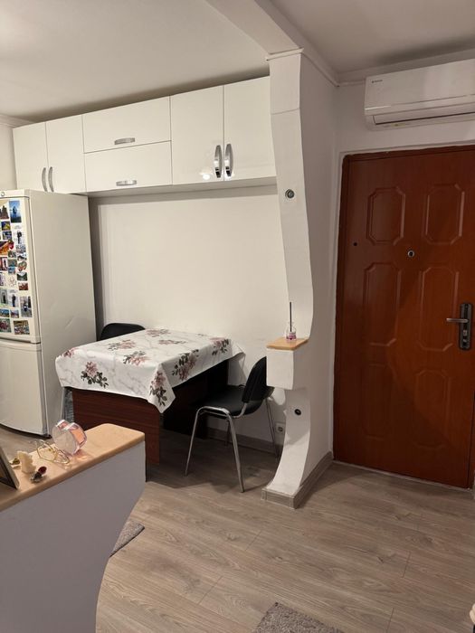 Inchiriere apartament 2 camere cu loc de parcare