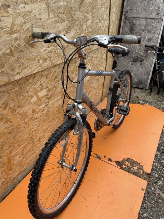 Bicicleta raleigh voyager roti 26”cadru aluminiu