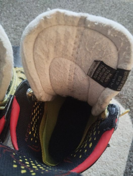 Коньки хоккейные детские