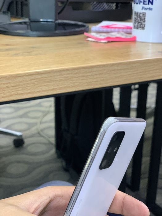 Samsung Galaxy A51