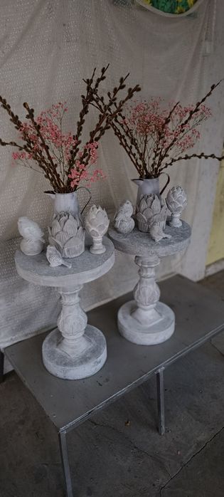 Столик из бетона