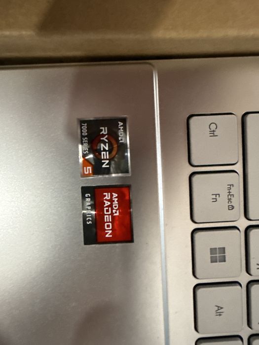 16/512 asus vivobook