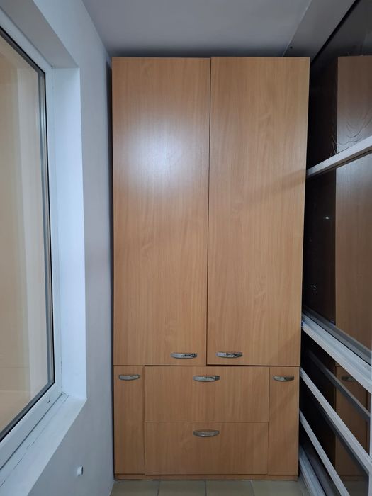 Продам шкаф на балкон