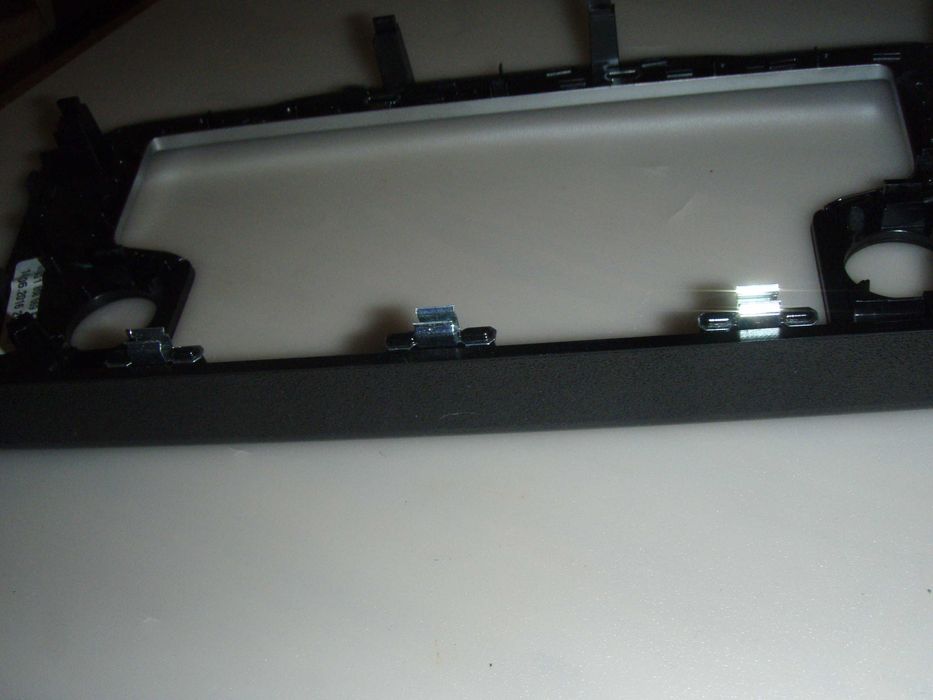 Rama display VW Passat B8, model 3G1 858 069 E YI2