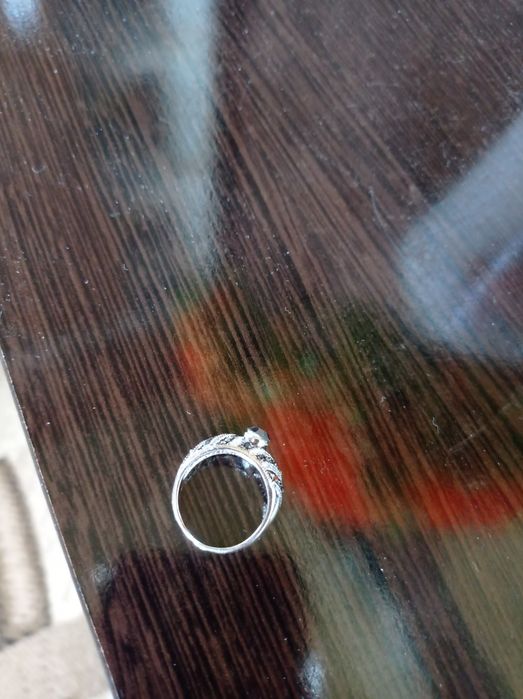 Продам красивое кольцо