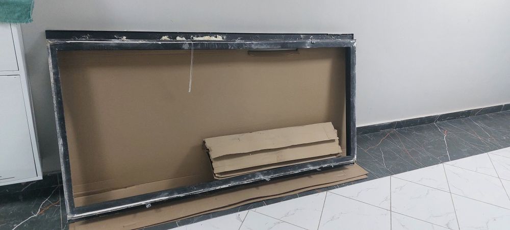 Сыртқы есік левый