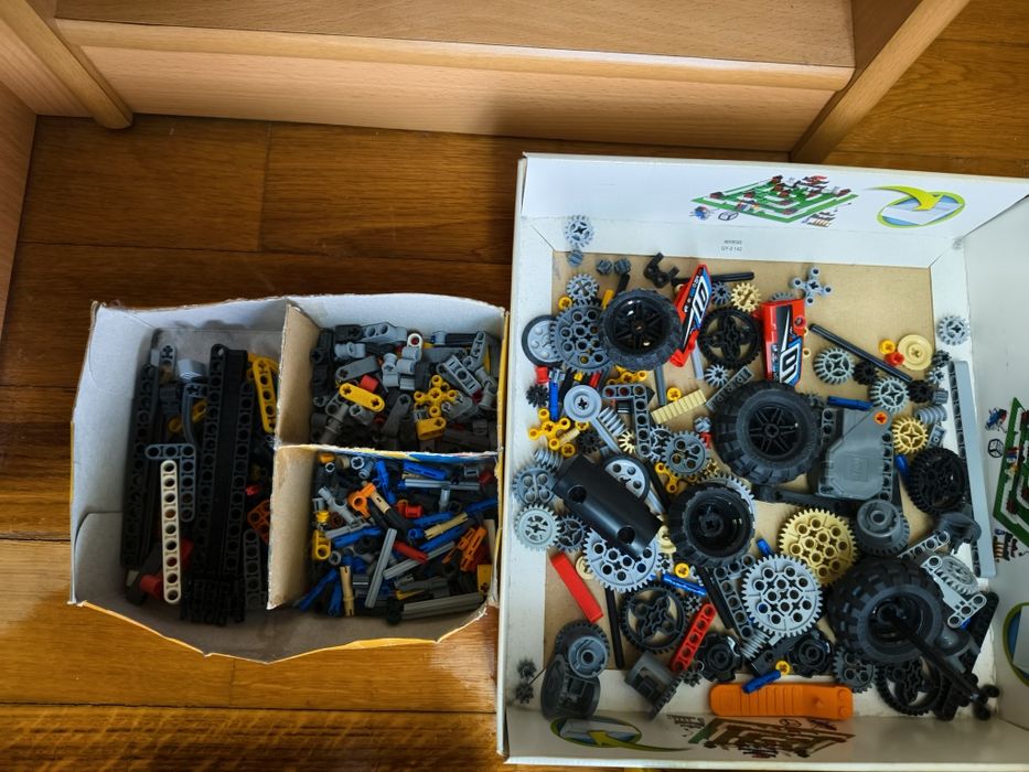 Multe piese roți dințate lego technic