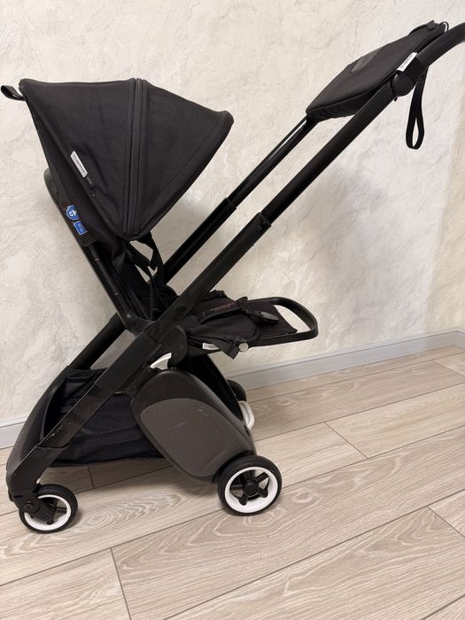 Продам коляску bugaboo ant