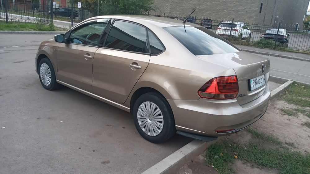 Продам машину Поло