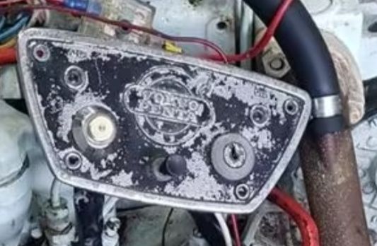 Barca cu motor diesel