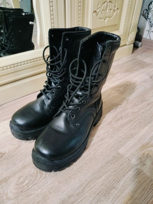 Продам Берцы осенние 10000т