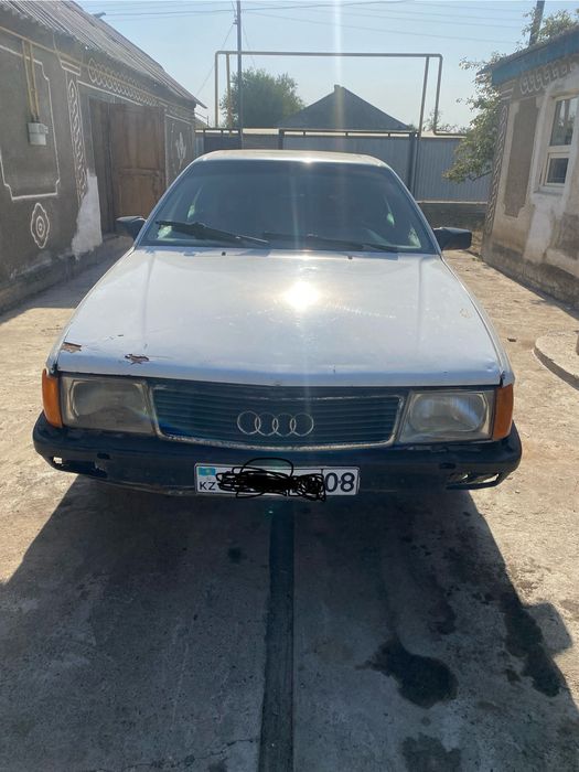 Audi 100 сатылады