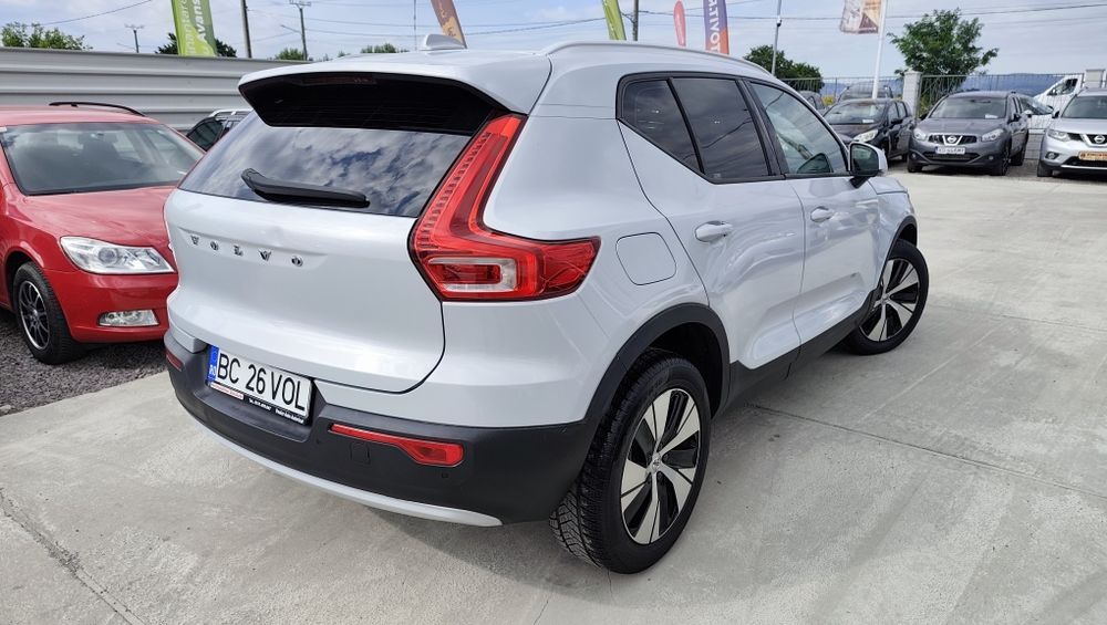 VOLVO XC40 2020 — imagine 3