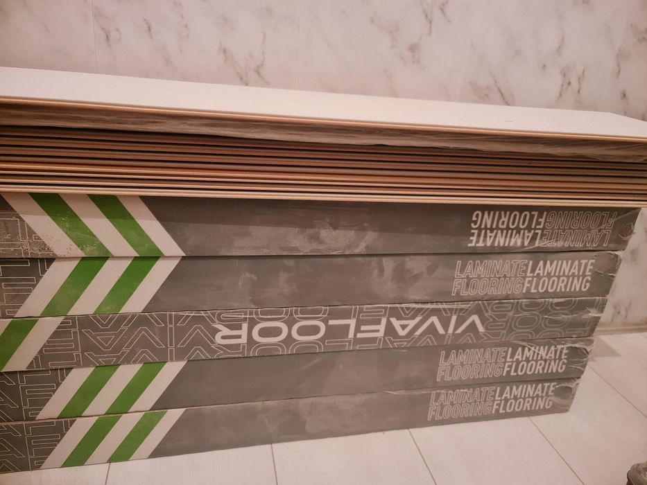 Продам ламинат новый