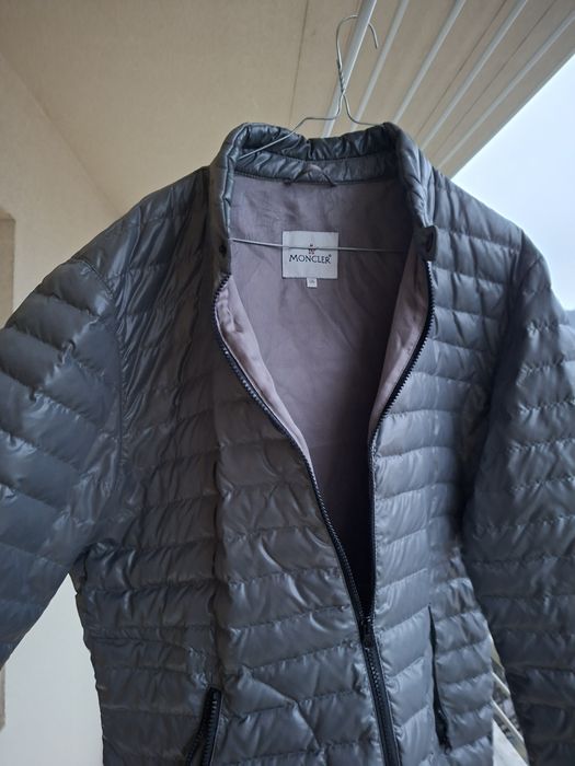 Яке пухинка moncler 56 размер